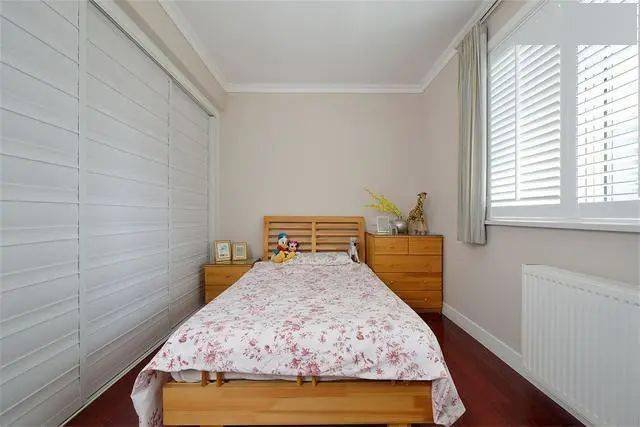 ‘kaiyun开云官方在线登录’
同事家屋子已经入住一年多了 电视配景墙的设计 悦目又实用！(图11)