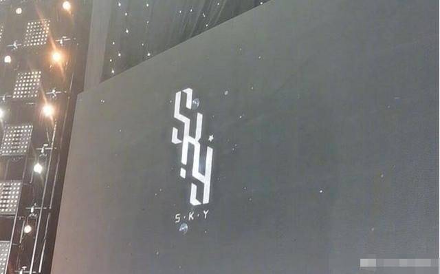 kaiyun开云网页版：
少年之名总决赛：李希侃1、胡文煊3、左叶5、林陌7 团名S.K.Y天空少年(图12)