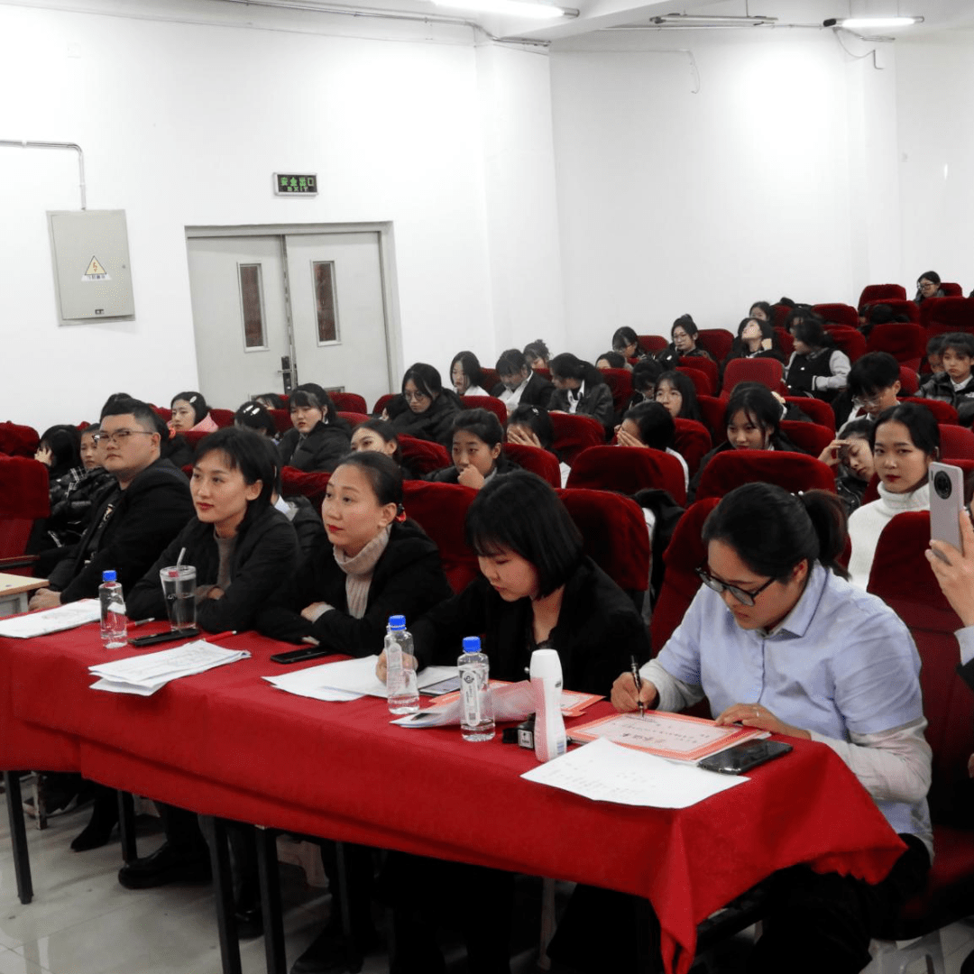 “kaiyun网页登录入口”
缔造魅力人生 挥洒火热青春丨教育系校园文化艺术节圆满乐成(图5)